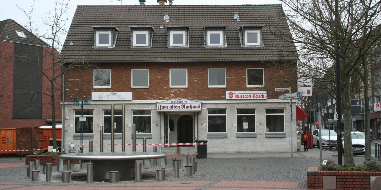 Bau eines Wohn- und Geschäftshauses am Marktplatz Pulheim
