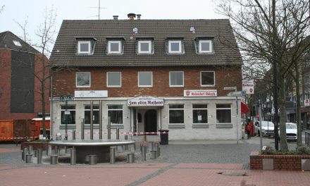 Bau eines Wohn- und Geschäftshauses am Marktplatz Pulheim