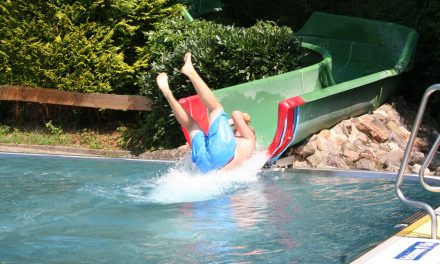 Freibad in der Aquarena in Stommeln öffnet am Samstag, 13. Mai, 10 Uhr