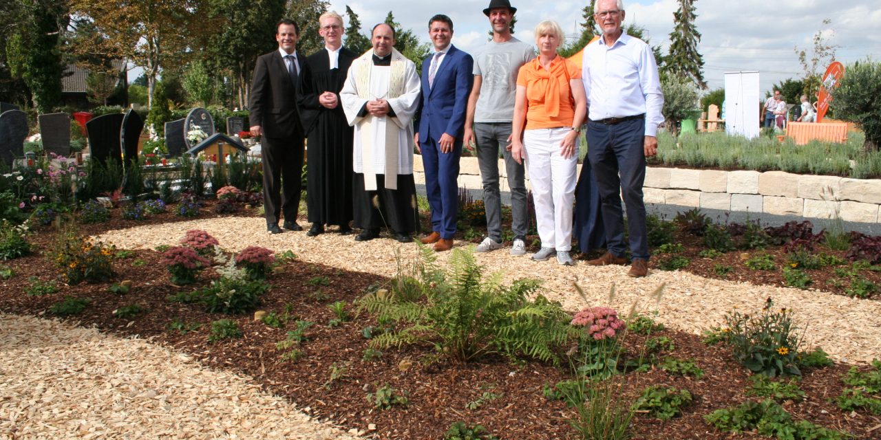 Einweihung Bestattungsgarten auf dem Parkfriedhof Pulheim