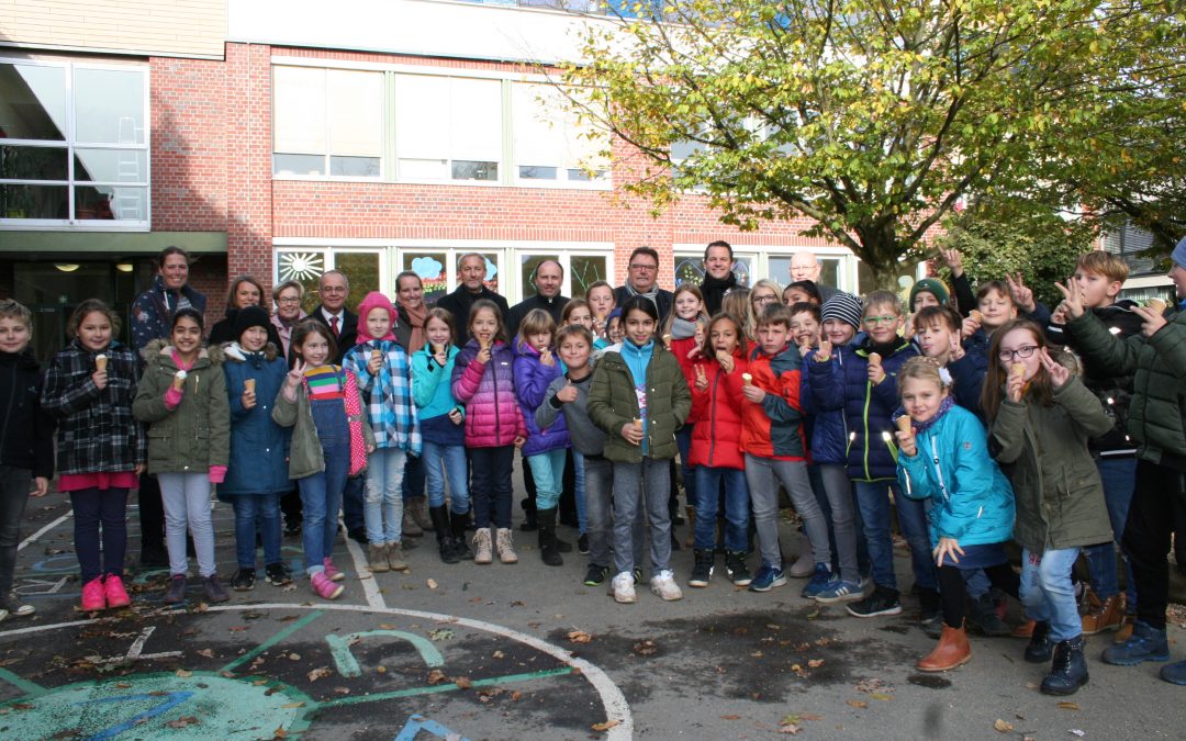 Einweihung Erweiterungsbau katholische Grundschule Bachstraße