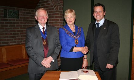 Farehams Bürgermeisterin Susan Bayford zu Besuch in Pulheim