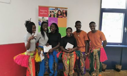 Tanz verbindet – Jugendliche aus Uganda zu Gast in Brauweiler