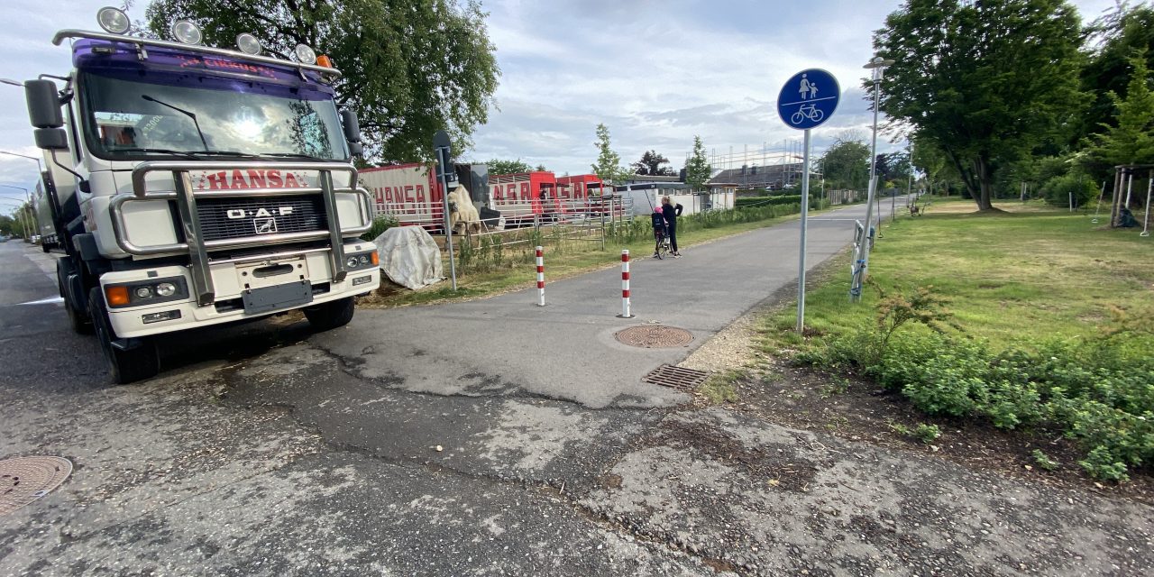 Pulheim: Kiss&Walk wird geprüft, aber über die Verkehrssituation auf der Albrecht-Dürer Straße wird lieber nicht gesprochen