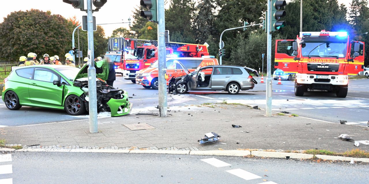 Verkehrsunfall in Pulheim-Brauweiler mit zwei Verletzten