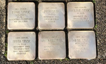 Stolpersteine in der Nettegasse gereinigt