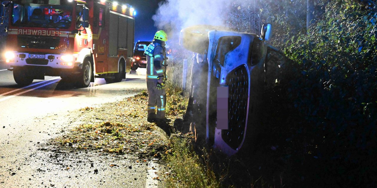 PKW im Graben – Fahrer verletzt