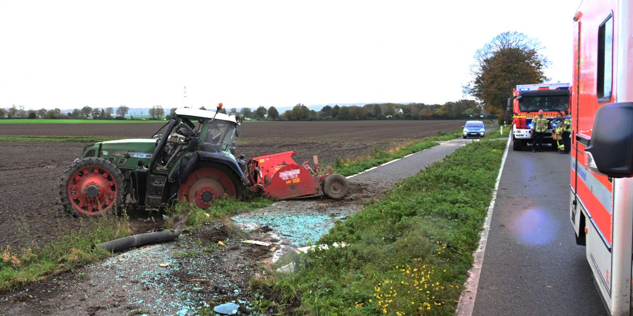 Traktor überschlagen – Fahrerin verletzt