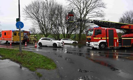 Verkehrsunfall zwischen Brauweiler und Geyen