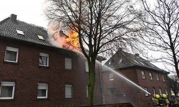 Dachstuhl am ersten Weihnachtsfeiertag niedergebrannt