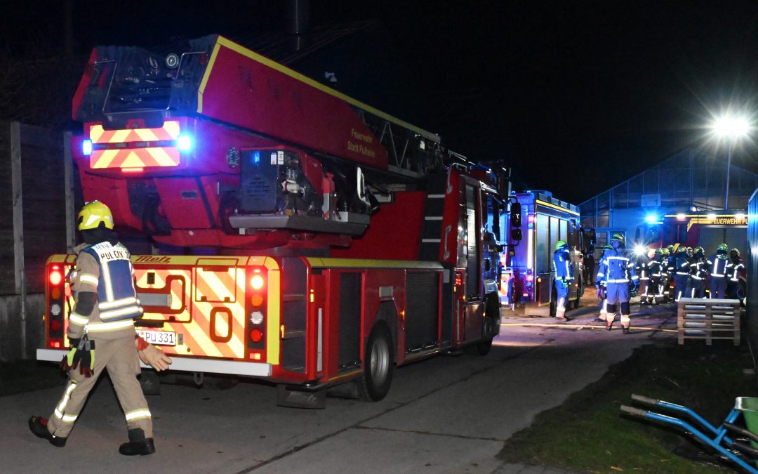 Feuer in Gärtnereibetrieb