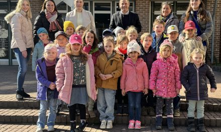 Neugierig auf Pulheim – Kita-Kinder zu Gast im Rathaus