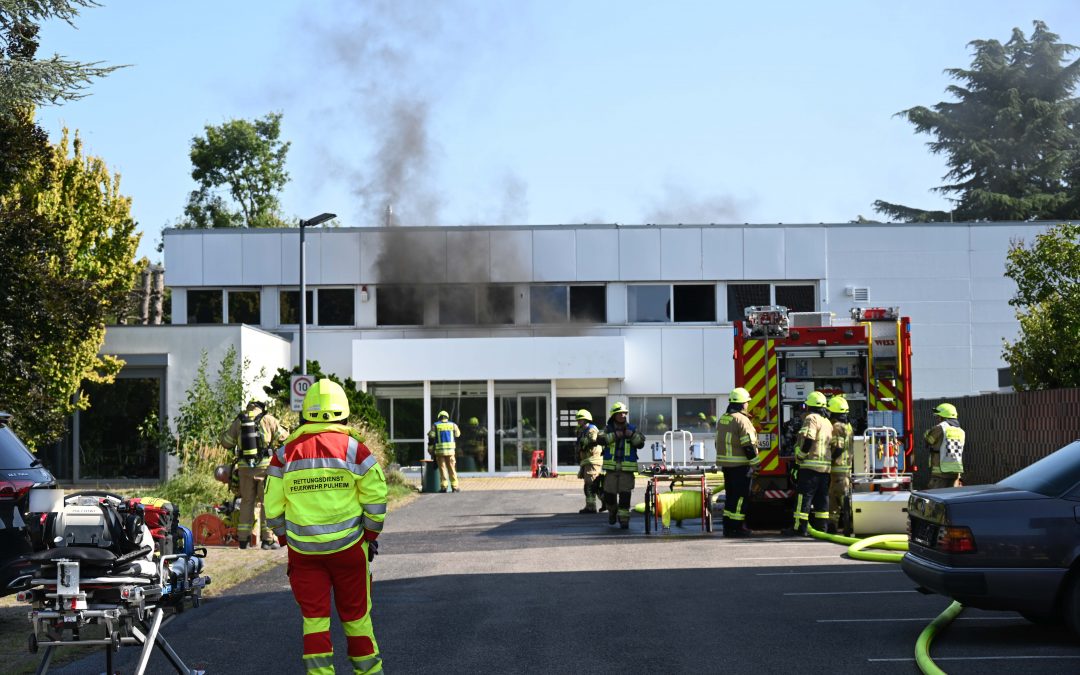 Brauweiler – Feuer in Bürogebäude