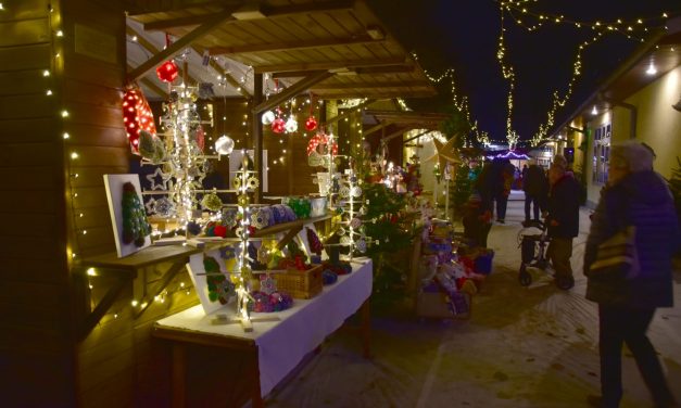 Weihnachtsmarkt in Geyen